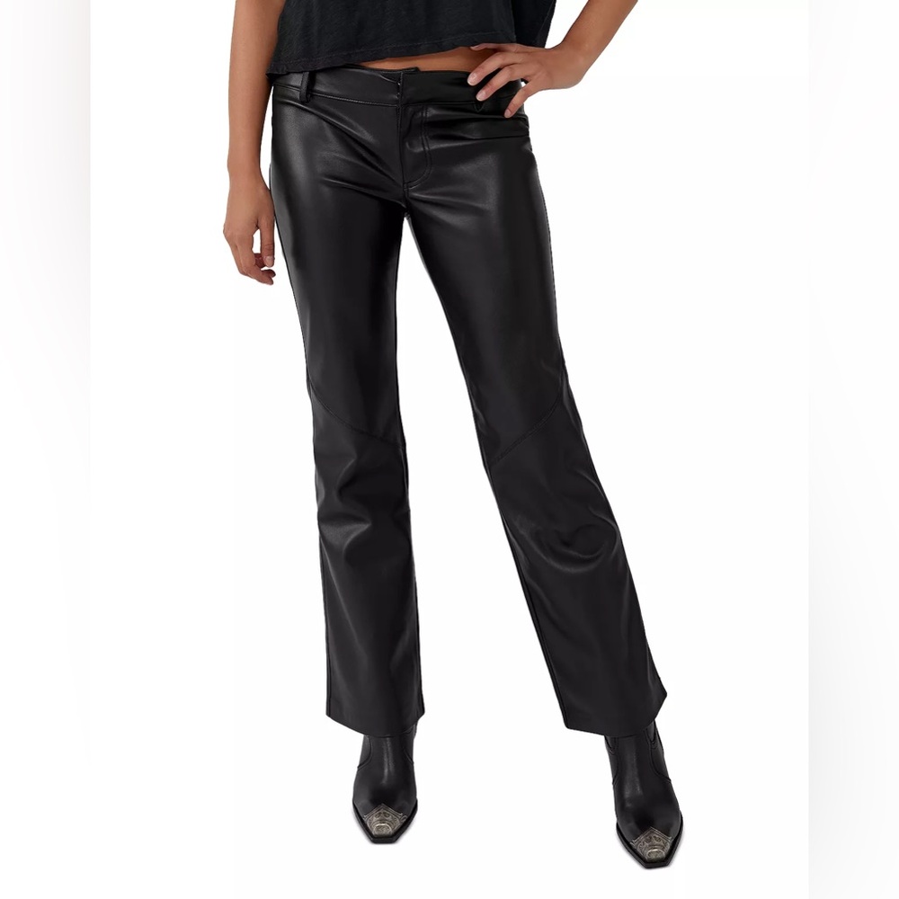 NWOT Free People Love Language Low Rise Vegan Leather Pant. Black. Size:8